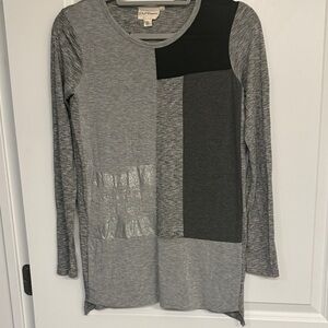 DKNY Couture Gray Black and metallic Colorblock Long Sleeve Top Size XP/P.